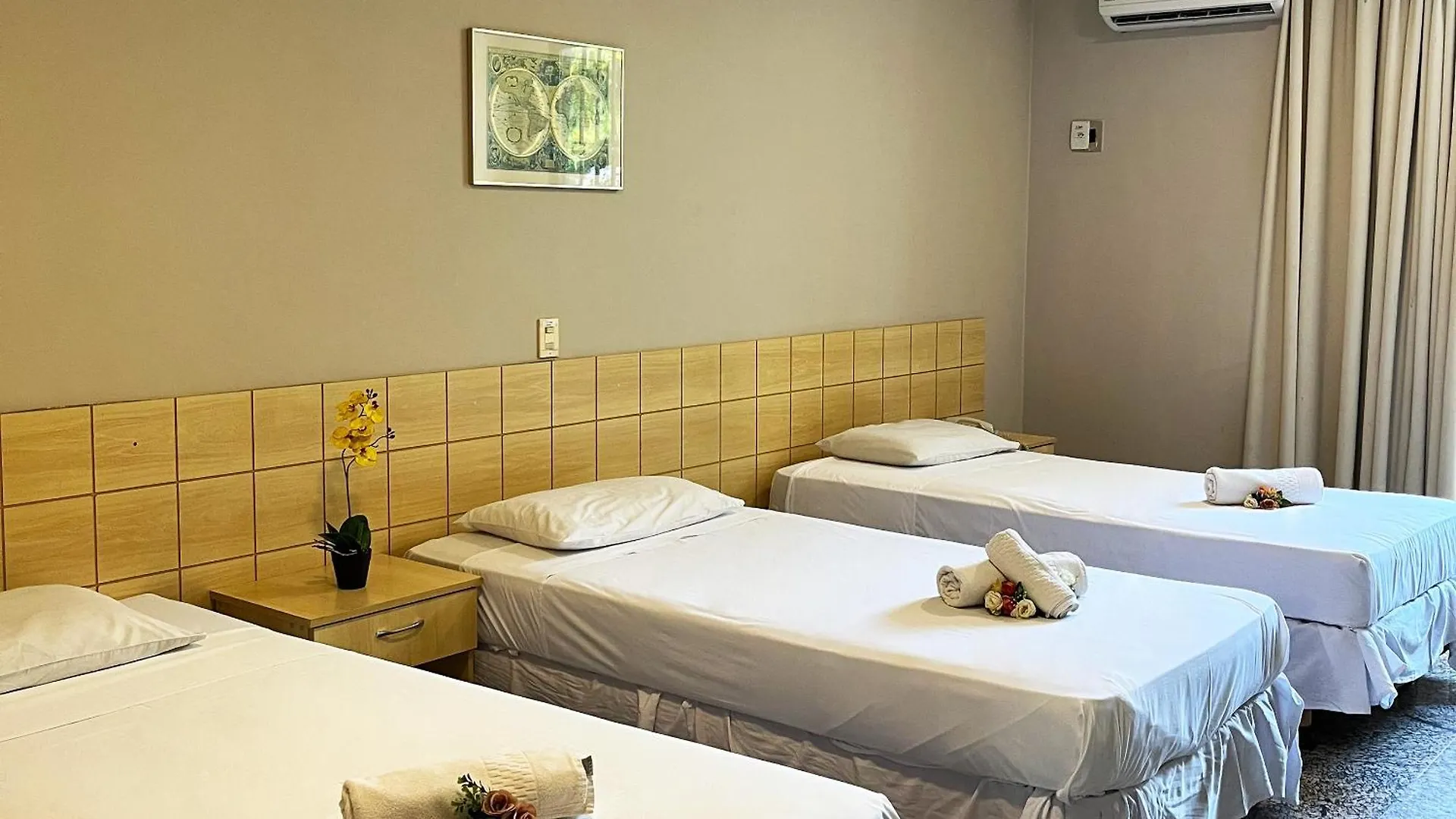 Hotel Diplomat By Bsb Inn Brazil